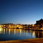 Blue Moon Hotel