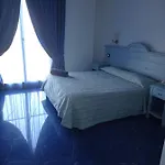 Blue Moon Hotel 3*