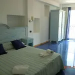 Blue Moon Hotel 3*