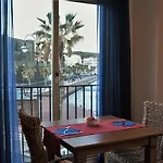 Blue Moon Hotel