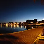Blue Moon 3*