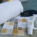 Blue Moon Hotel 3*
