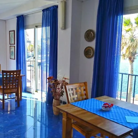 Blue Moon Pantelleria