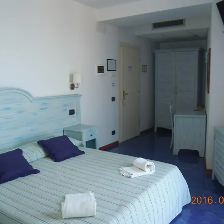 Szálloda Blue Moon 3*