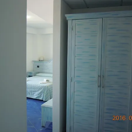 Blue Moon Hotel 3*
