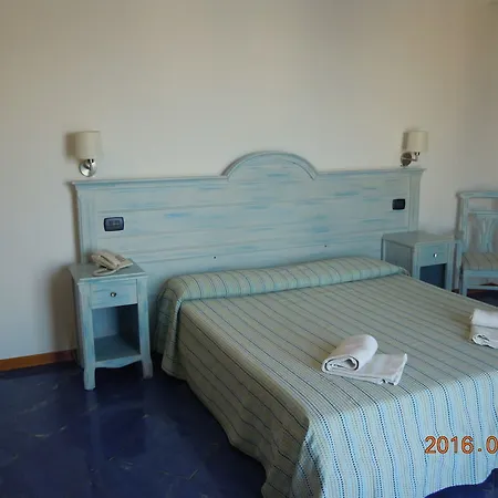 Blue Moon 3* Pantelleria
