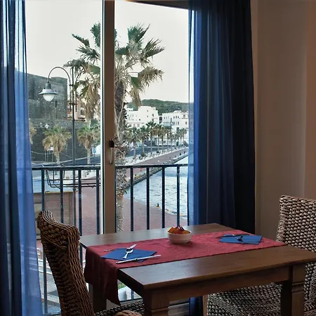 Blue Moon Hotel