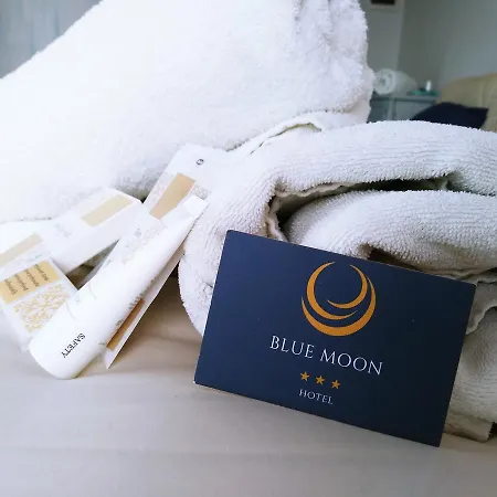 Blue Moon Hotel 3*